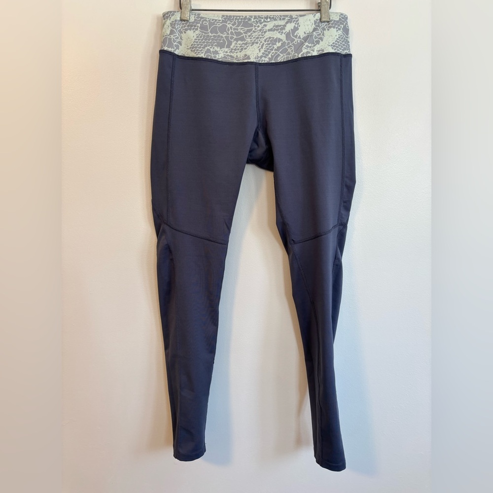 Zella Live-In High Waist Blue Leggings with pattern on the waistband Size Medium